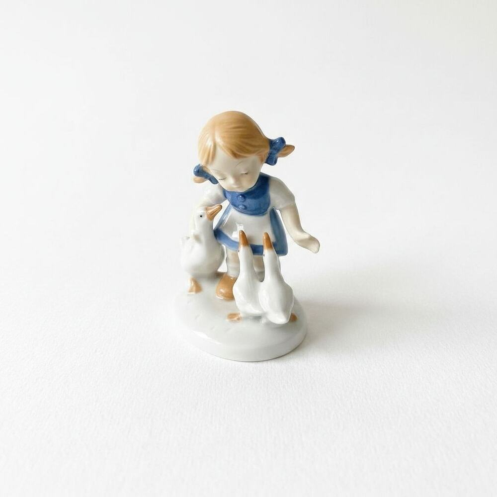 Vintage Cottagecore Japan Porcelain Girl Figurine With Geese Cream 1950s
